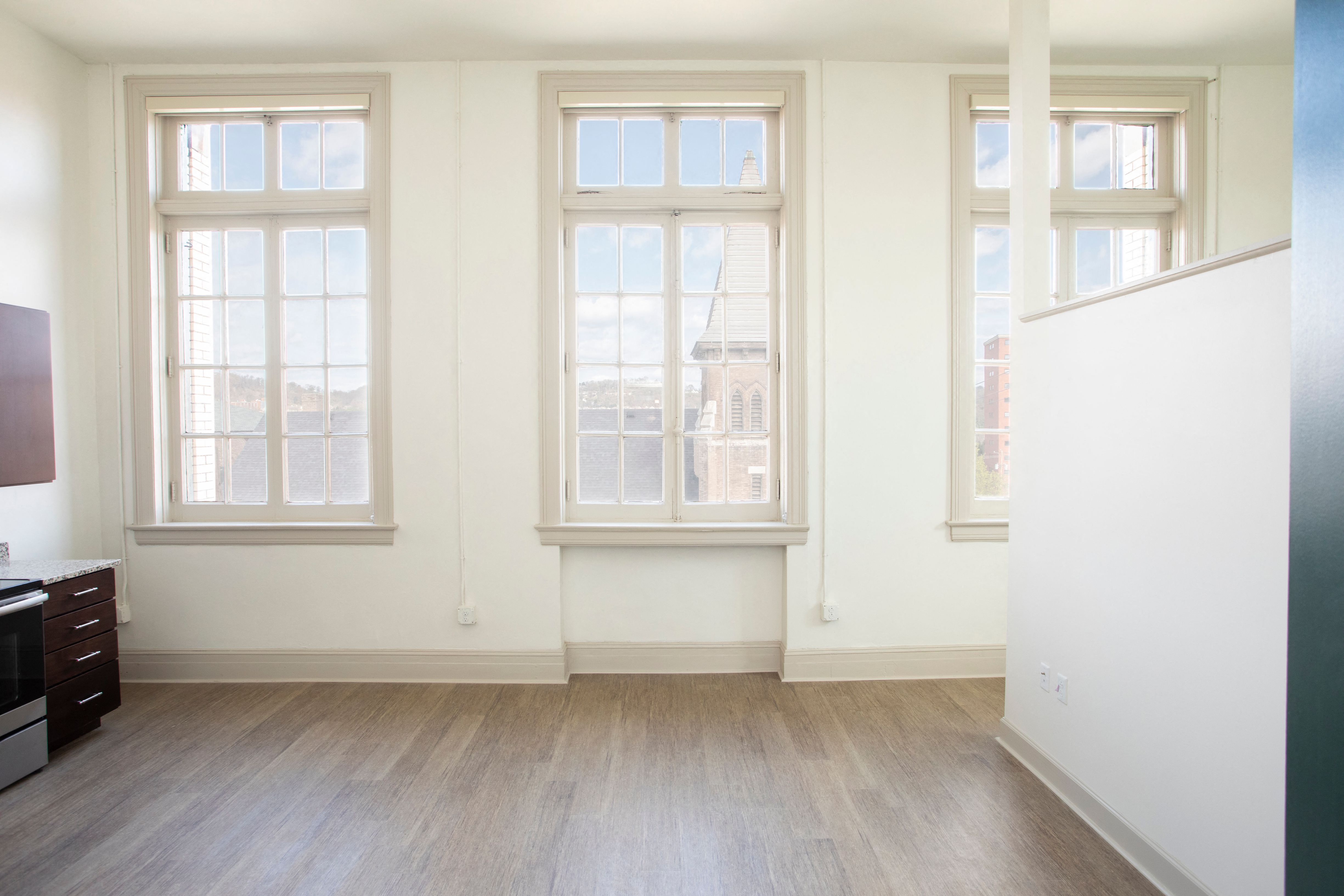 Floor plan for studio, 1 bath, 533 sqft